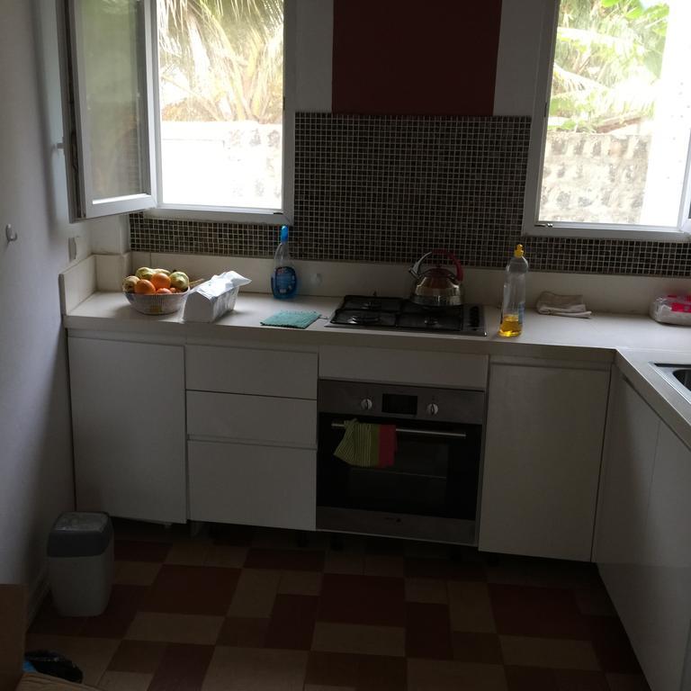 Chez Momar, Surf Trip Apartment ดาการ์ ภายนอก รูปภาพ